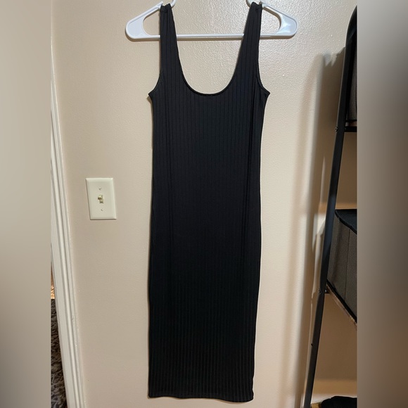 Black bodycon ribbed sleeveless dress - Picture 6 of 7
